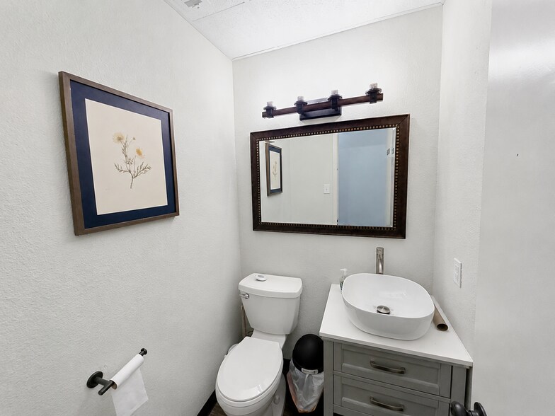 More Photos Of 4104 Houston Hwy, Victoria General Retail For Sale