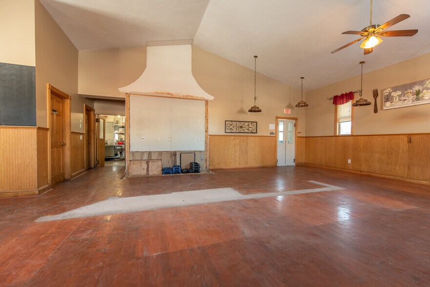 More Photos Of 420 Social St, Woonsocket Restaurant For Sale