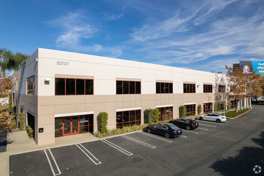 More Photos Of 32701-32707 Calle Perfecto, San Juan Capistrano Warehouse For Lease