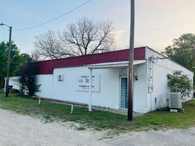 Primary Photo Of 11558 FM 751, Quinlan Light Manufacturing For Lease