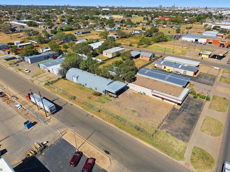 More Photos Of 4414 Avenue A, Lubbock Warehouse For Sale
