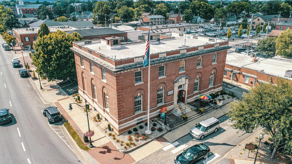 Primary Photo Of 90 Court Square, Bardstown Office For Sale