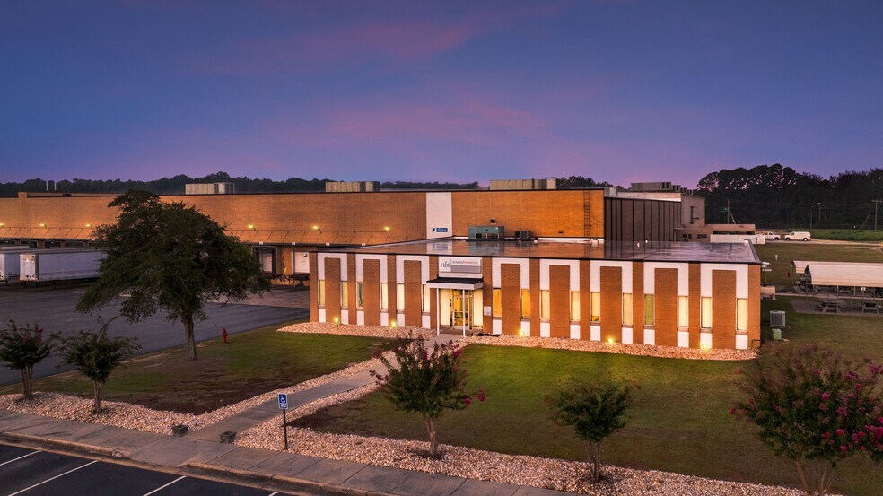 More Photos Of 18400 Fieldcrest Rd, Laurel Hill Distribution For Sale