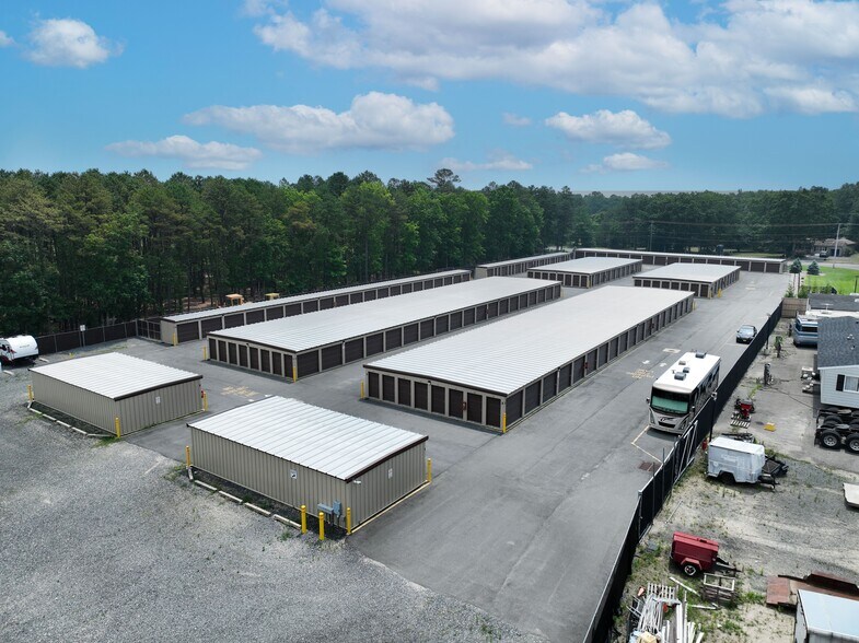 Primary Photo Of 640 W Commodore Blvd, Jackson Self Storage For Sale