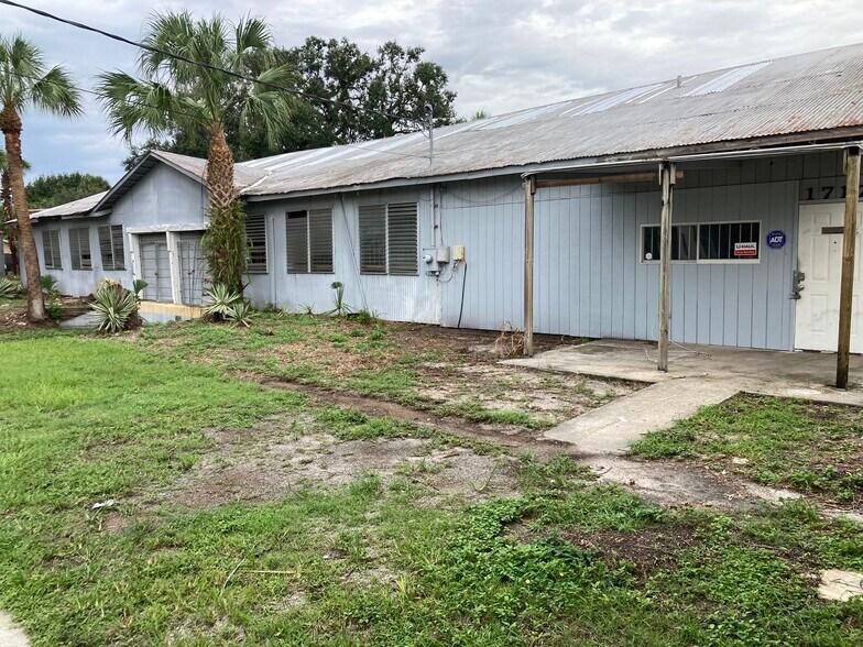 More Photos Of 1717 W Arch St, Tampa Industrial For Sale
