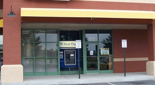 More Photos Of 1868-1900 W Arlington Blvd, Greenville Unknown For Lease