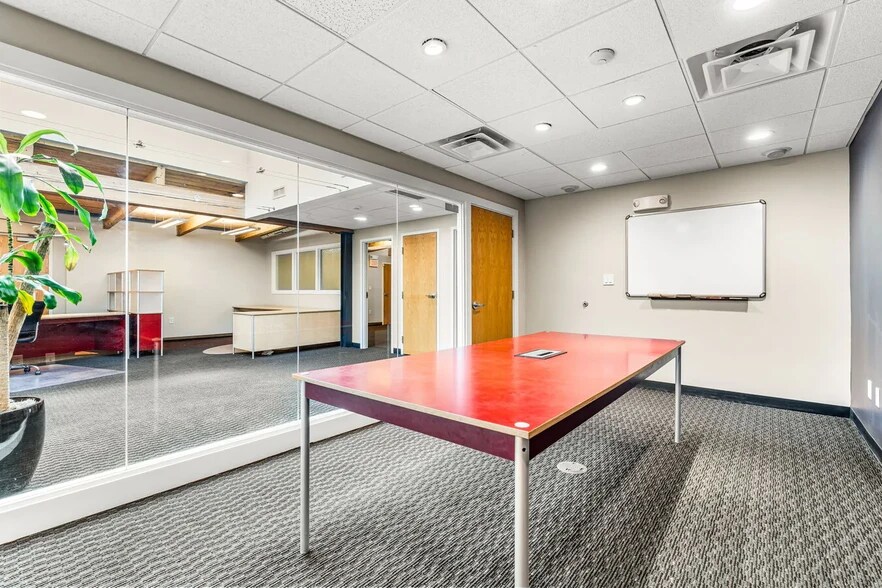 More Photos Of 1 Harris St, Newburyport Medical For Lease