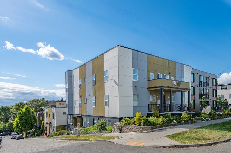 More Photos Of 1815 13th Ave S, Seattle Multifamily For Sale