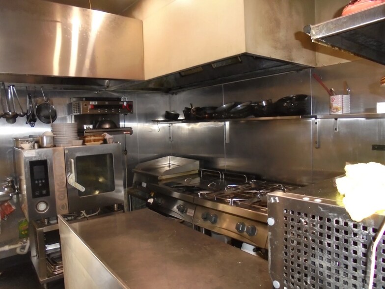 More Photos Of 12 Hannah St, Beecroft Restaurant For Lease