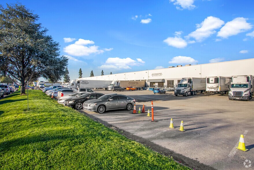 More Photos Of 4747 Frontier Way, Stockton Refrigeration Cold Storage For Lease
