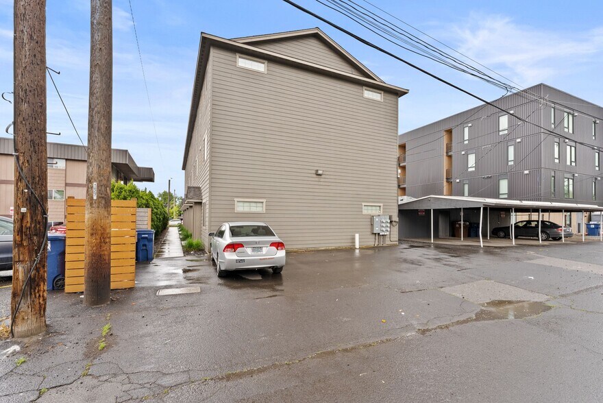 More Photos Of 815 E Sharp Ave, Spokane Apartments For Sale