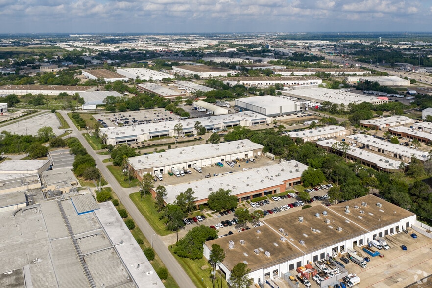 More Photos Of 9001 Jameel Rd, Houston Unknown For Lease