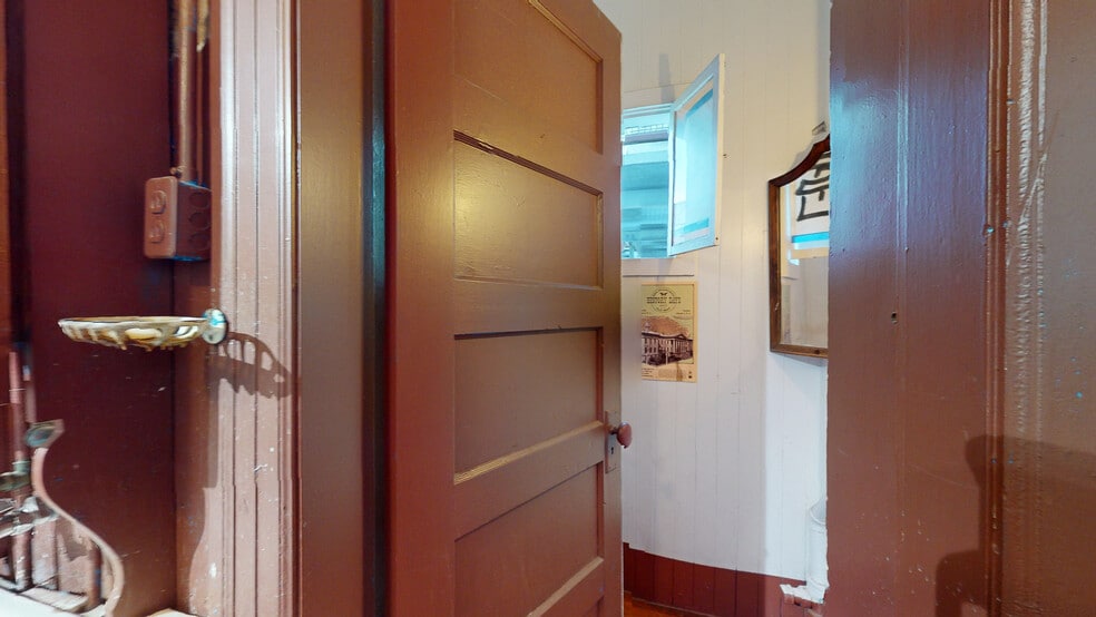 More Photos Of 708-710 Montgomery St, San Francisco Coworking Space