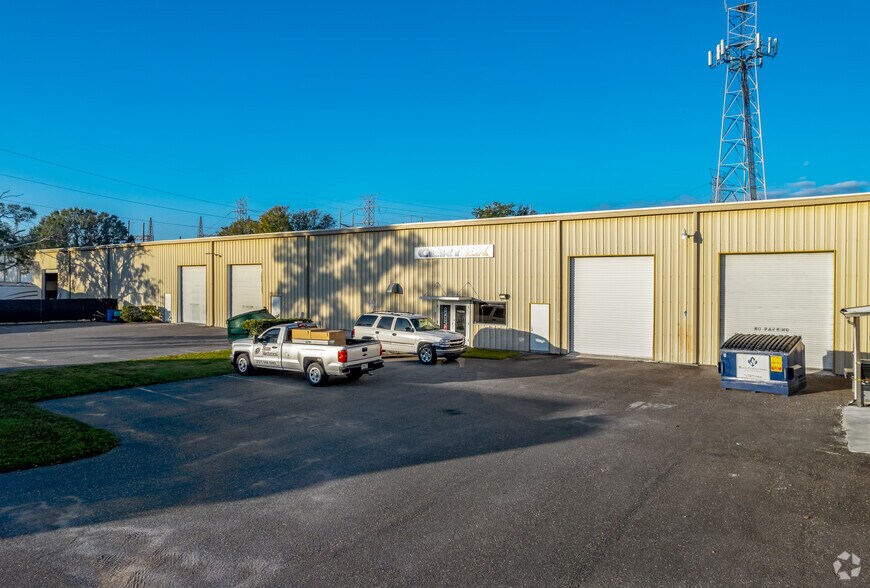More Photos Of 5300 Ulmerton Rd, Clearwater Industrial For Lease