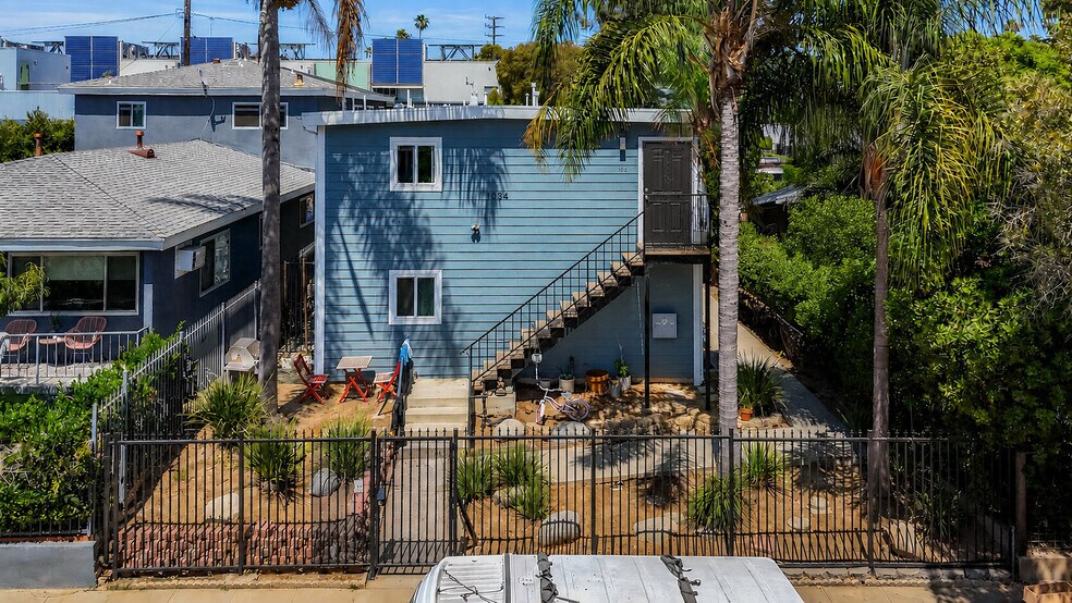 Primary Photo Of 1034 Pleasantview Ave, Venice Apartments For Sale