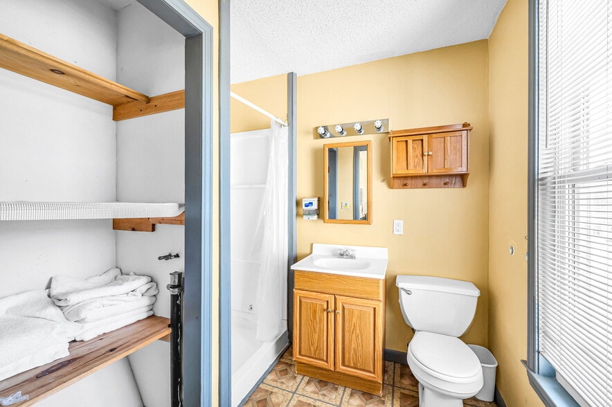 More Photos Of 526 College Hwy, Southwick Specialty For Sale