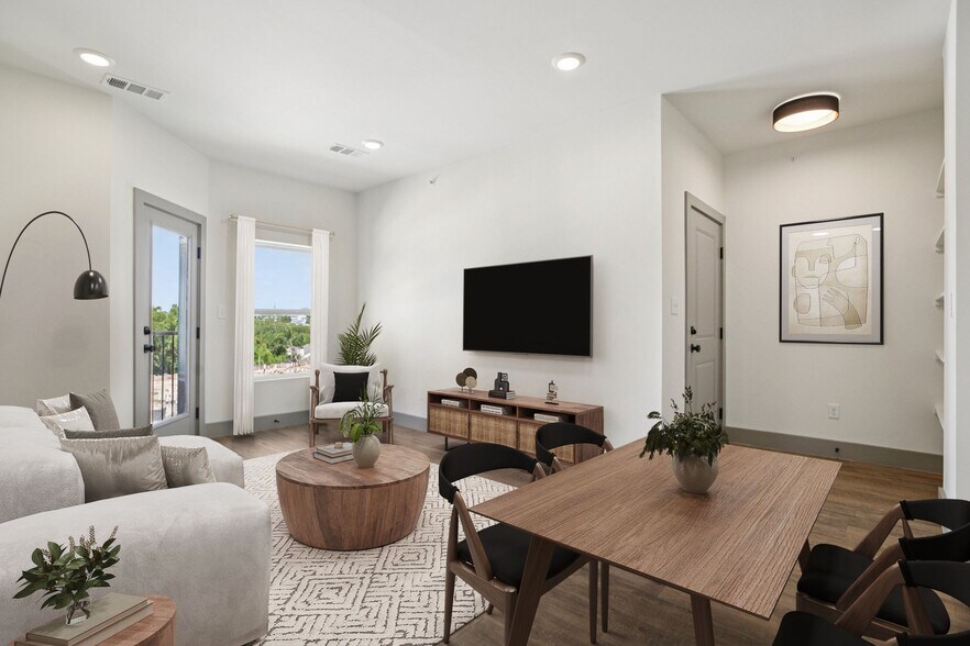 More Photos Of 2450 Wickersham Ln, Austin Apartments For Sale