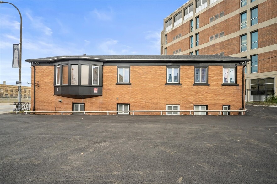 More Photos Of 287 Andrews St, Rochester Medical For Sale
