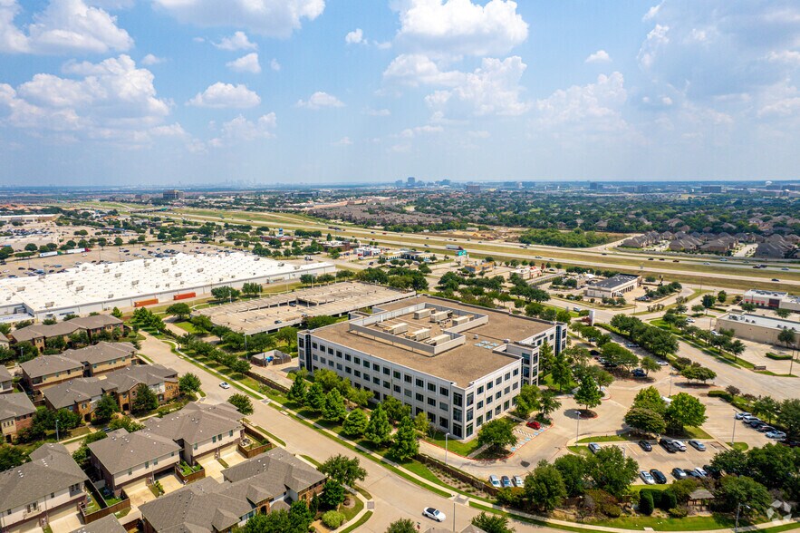 More Photos Of 1707 Market Place Blvd, Irving Office For Sale