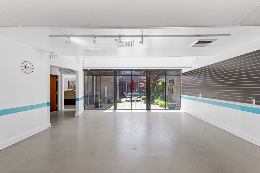 More Photos Of 2336 Pearl St, Boulder Office For Sale