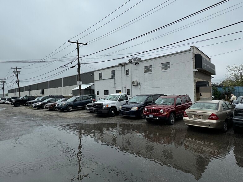 More Photos Of 243 Skidmore Rd, Deer Park Warehouse For Sale