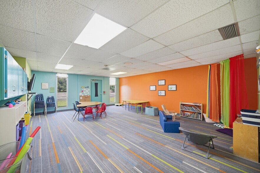 More Photos Of 14400 Northwest Fwy, Houston Religious Facility For Sale