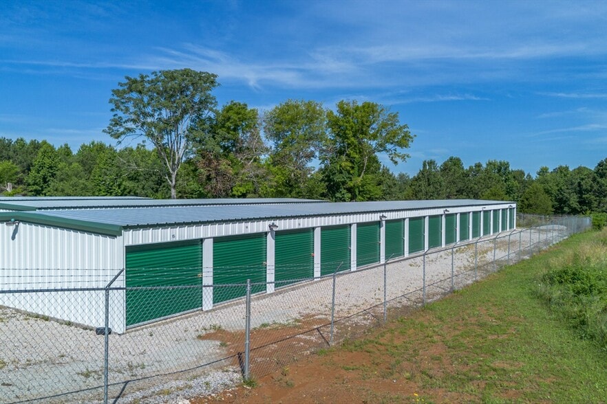 More Photos Of 2821 Highway 43 S, Leoma Specialty For Sale