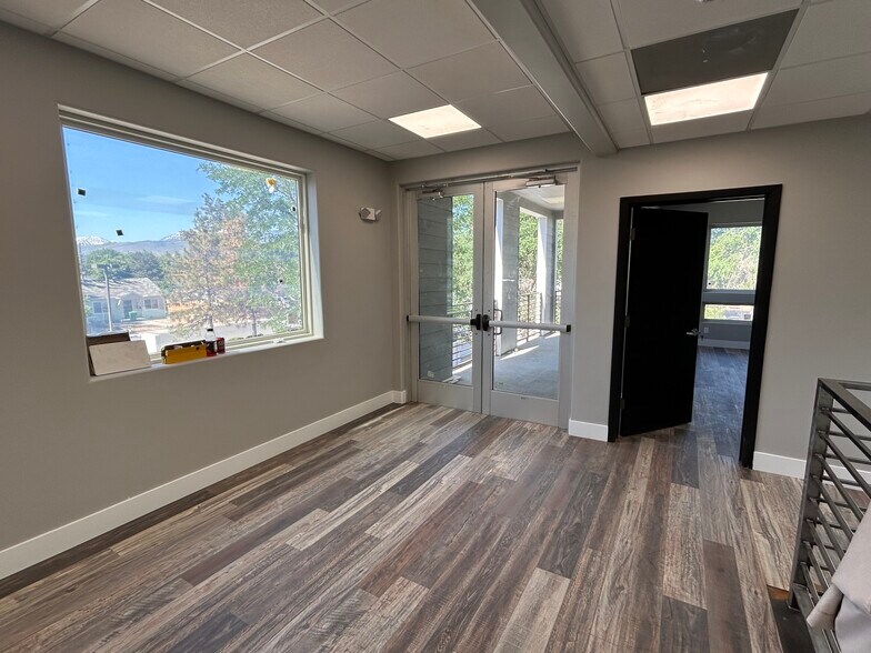 More Photos Of 625 Margrave Dr, Reno Office For Lease