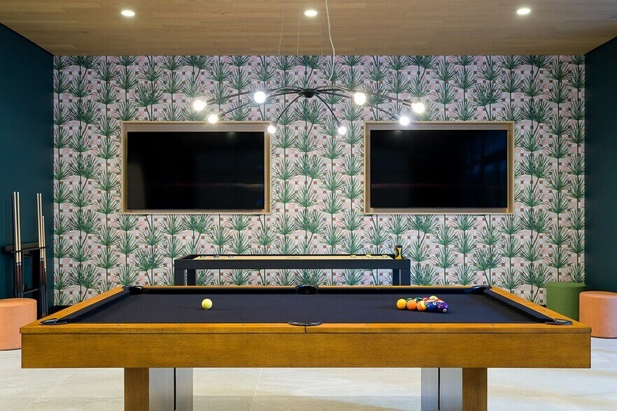 More Photos Of 150 SE 3rd Ave, Fort Lauderdale Apartments For Lease