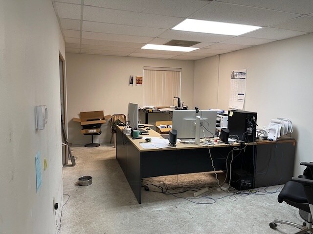 More Photos Of 3650 Marion St SE, Albany Manufacturing For Lease