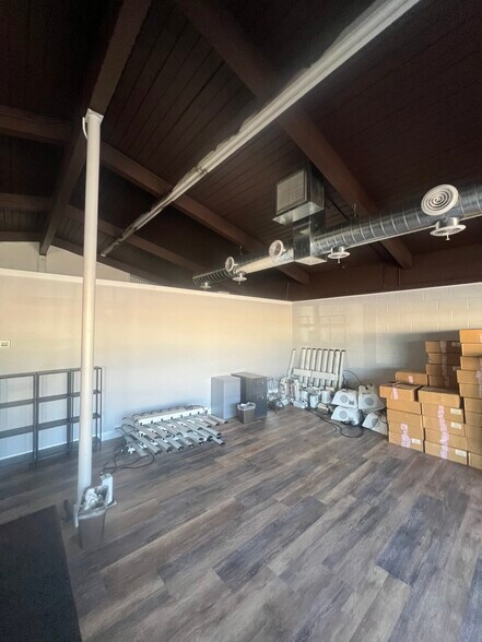 More Photos Of 1395 S Sheridan Blvd, Lakewood Freestanding For Lease