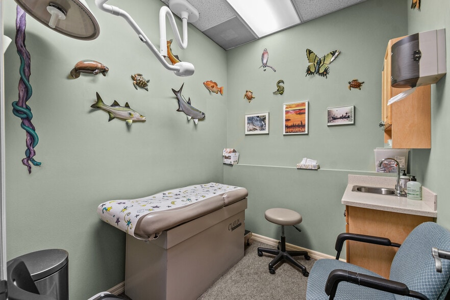 More Photos Of 13832 US Highway 1, Sebastian Medical For Sale