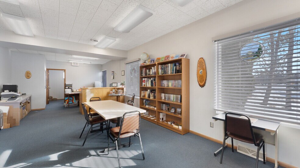 More Photos Of 400 Broadway Ave N, Foley Office For Sale