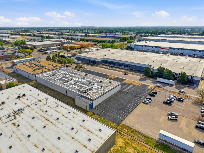 More Photos Of 4555-4585 Kingston St, Denver Warehouse For Lease