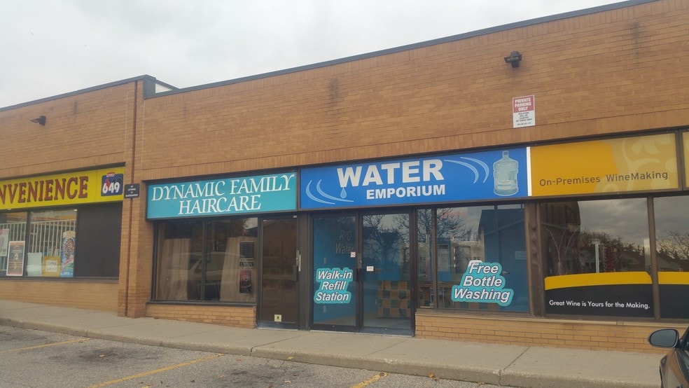 More Photos Of 601 Doon Village Rd, Kitchener Storefront For Lease