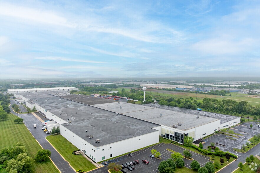 More Photos Of 200 Docks Corner Rd, South Brunswick Warehouse For Lease