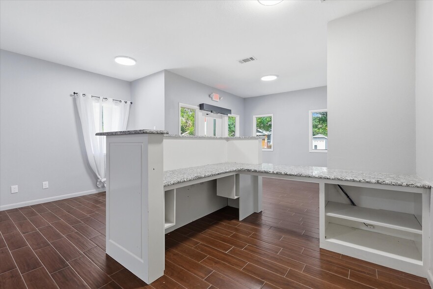 More Photos Of 1309 Washington Ave, Fort Worth Medical For Lease