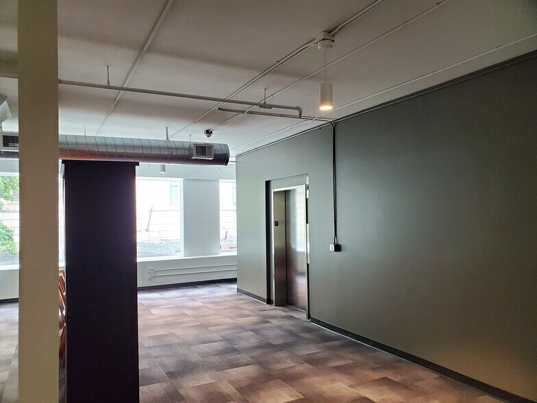 More Photos Of 1624 4th Ave, Seattle Office For Lease