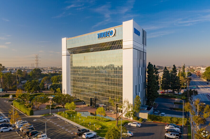 Primary Photo Of 500 W 190th St, Gardena Office For Lease