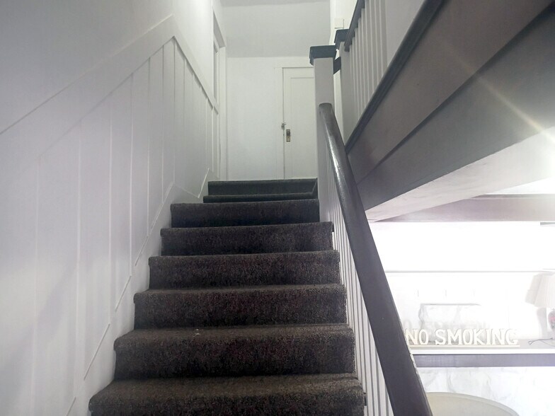 More Photos Of 213 Cedar St, Klamath Falls Apartments For Sale
