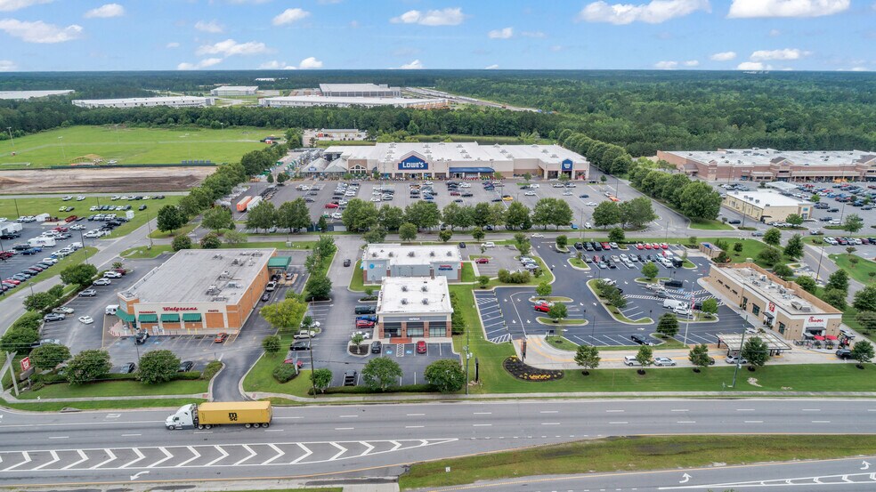 More Photos Of 5440 S Columbia Ave S, Rincon Freestanding For Lease