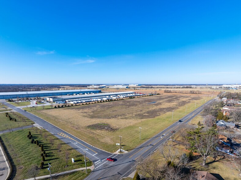 More Photos Of 9085 Peters Pike, Vandalia Distribution For Lease