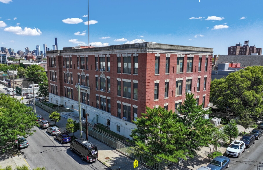 More Photos Of 165 Conover St, Brooklyn Apartments For Sale