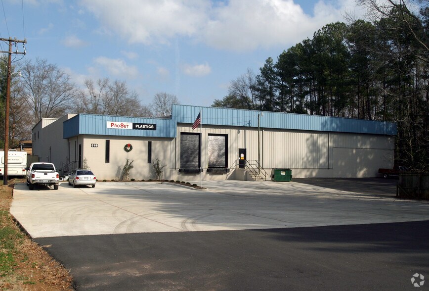 Primary Photo Of 519 Honeysuckle Rd, Spartanburg Manufacturing For Sale