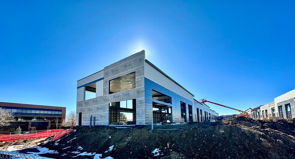 More Photos Of 13833 E Briarwood Ave, Centennial Light Distribution For Lease
