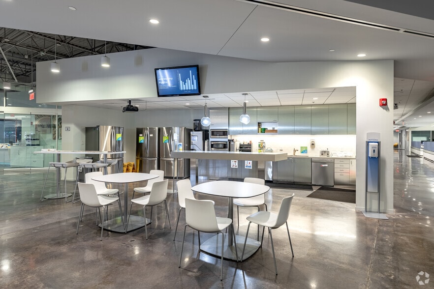 More Photos Of 1000 Cobb Place Blvd, Kennesaw Unknown For Lease