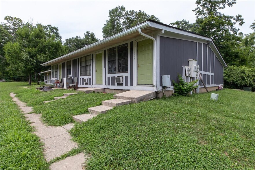 More Photos Of 4822-4860 Philadelphia Dr, Dayton Apartments For Sale