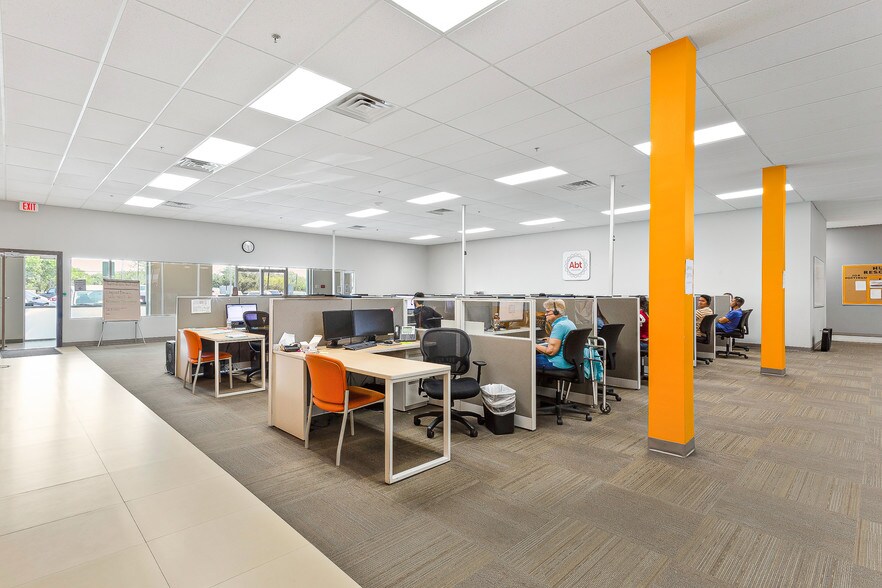 More Photos Of 500 E Hackberry Ave, McAllen Freestanding For Sale