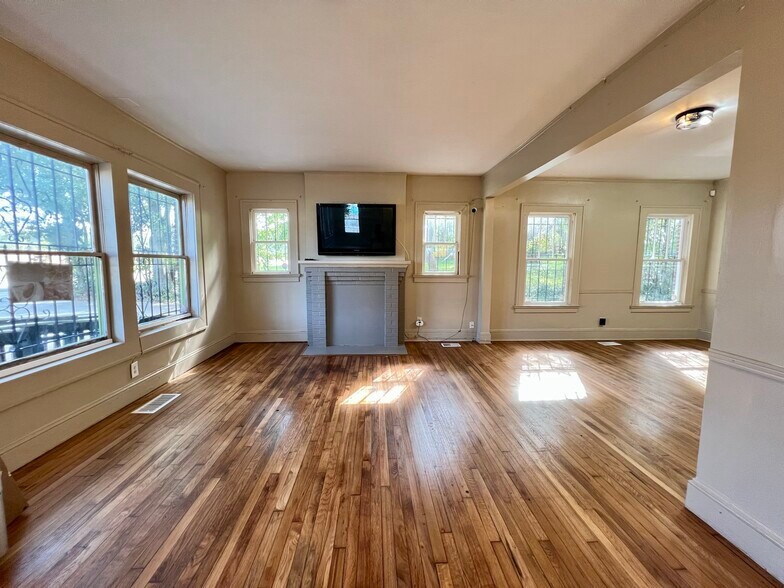 More Photos Of 4260 E Ponce De Leon Ave, Clarkston Freestanding For Lease