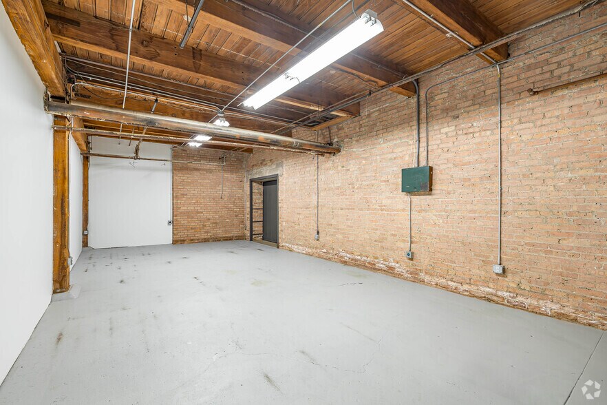 More Photos Of 1200 W 35th St, Chicago Coworking Space